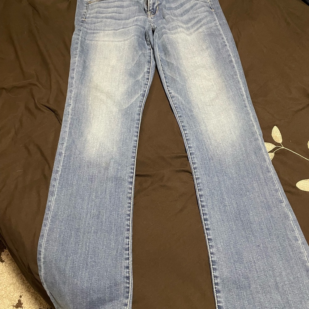 American Eagle Skinny Kick Jeans